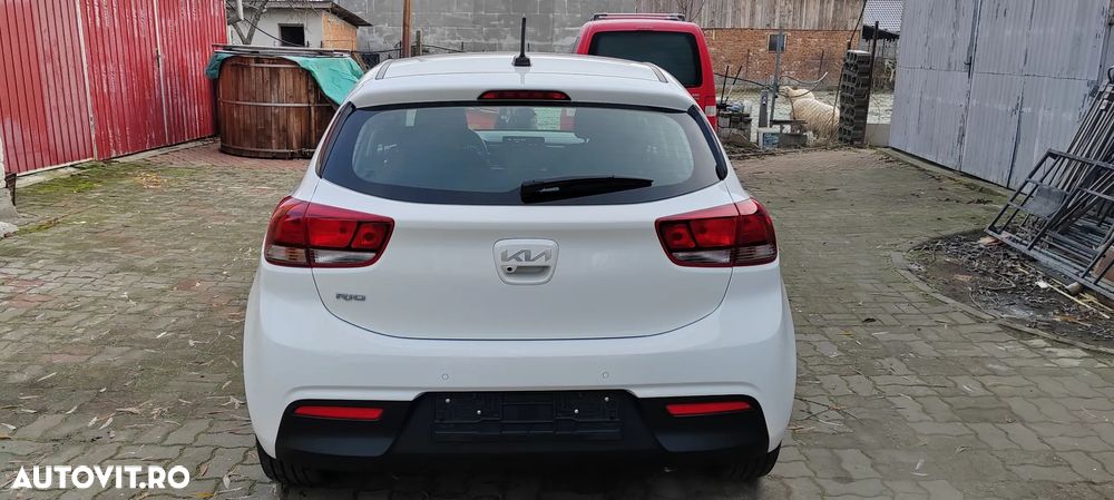 Kia Rio 1.0 T-GDI 100 Spirit - 11
