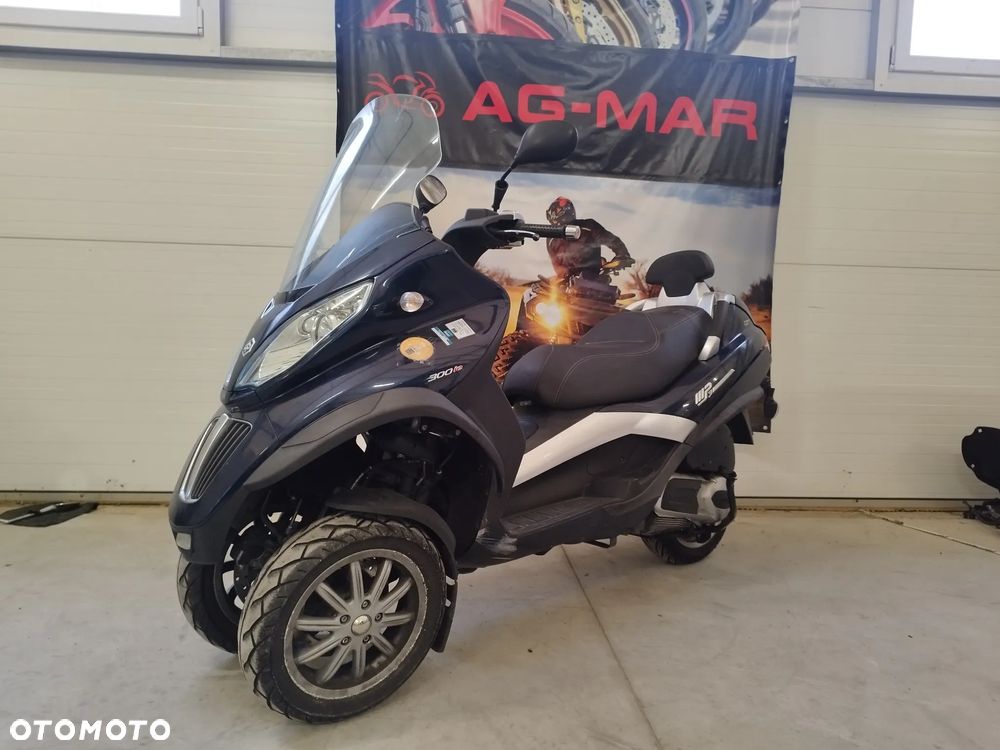 Piaggio MP-3 - 1