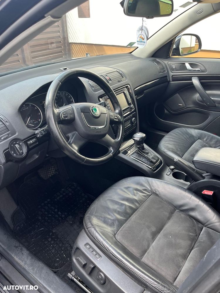 Skoda Octavia 1.8 TSI Laurin Klement DSG - 13