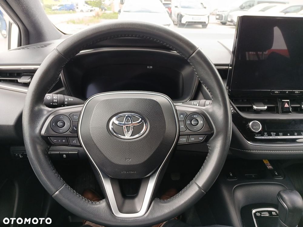 Toyota Corolla 1.8 Hybrid Comfort - 17