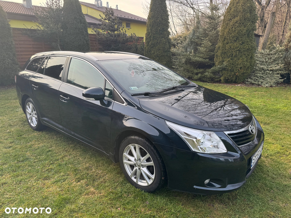 Toyota Avensis 2.0 D-4D Sol plus+NAVI
