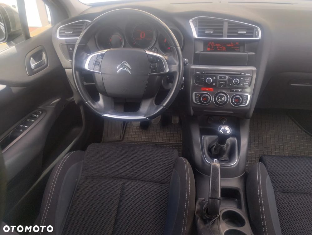 Citroën C4 1.6 HDi Seduction - 11