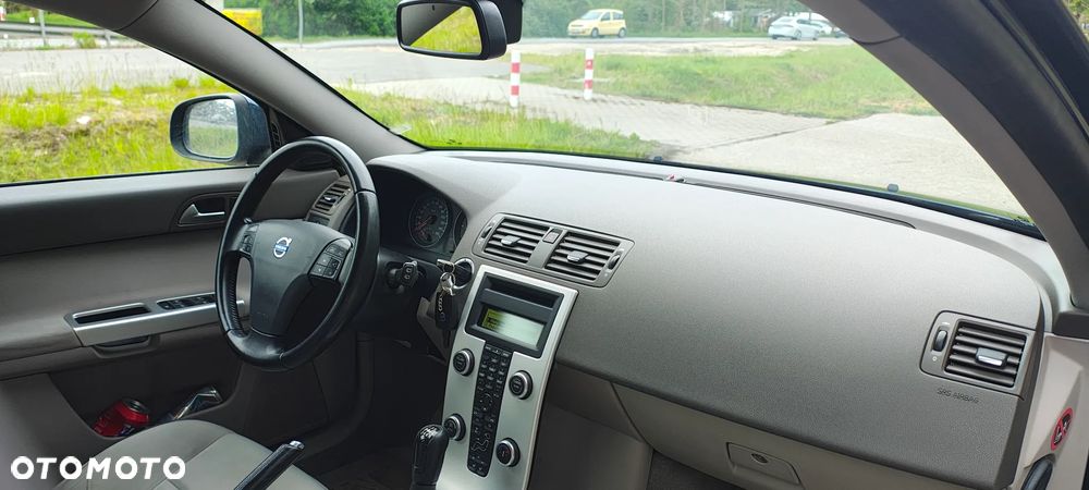 Volvo V50 D3 Kinetic - 9