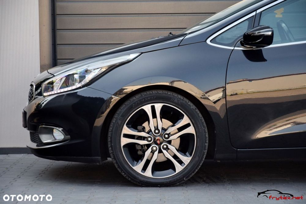 Kia Ceed - 6