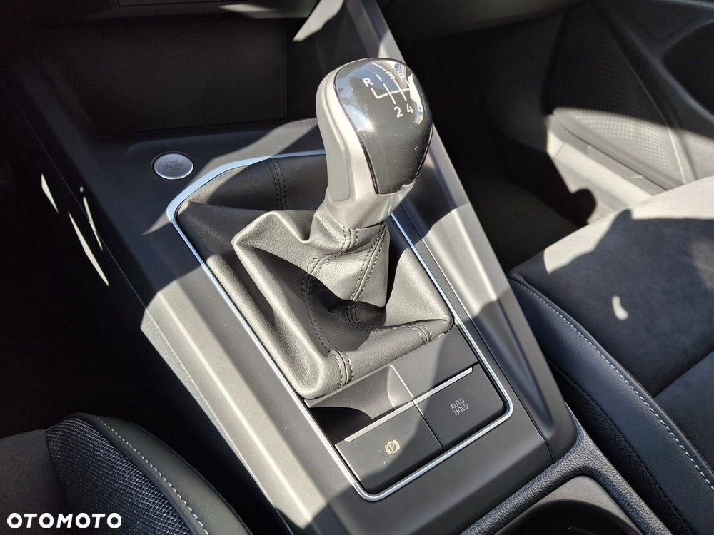 Volkswagen Golf 2.0 TDI Life Plus - 30