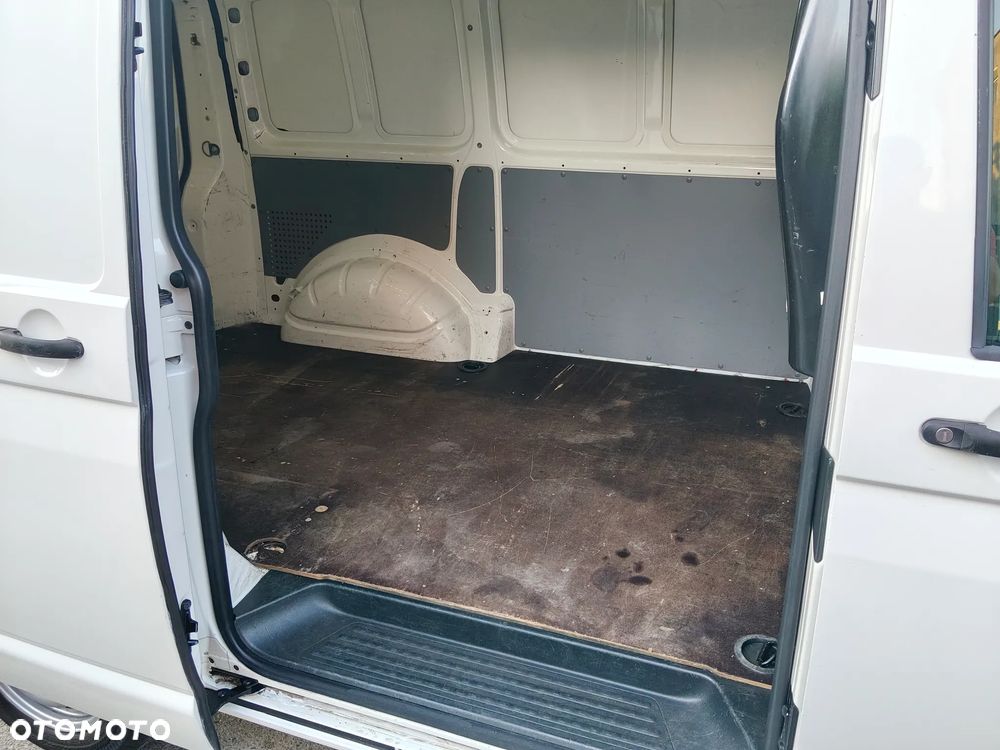 Volkswagen T5 - 6