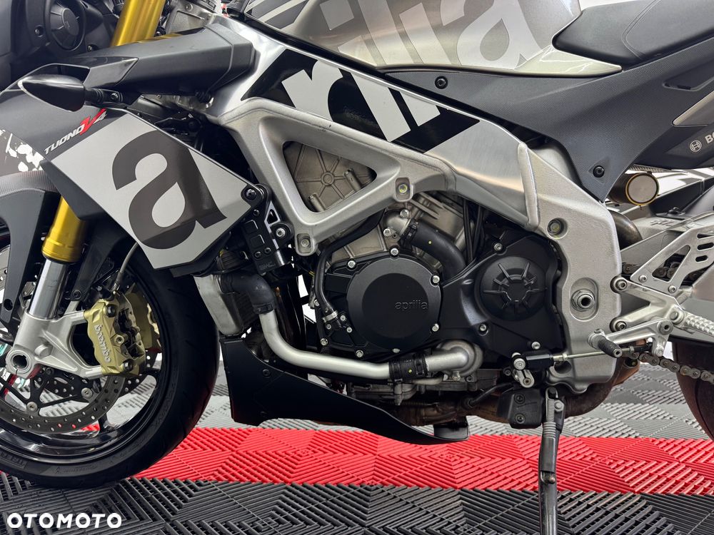 Aprilia Tuono - 19