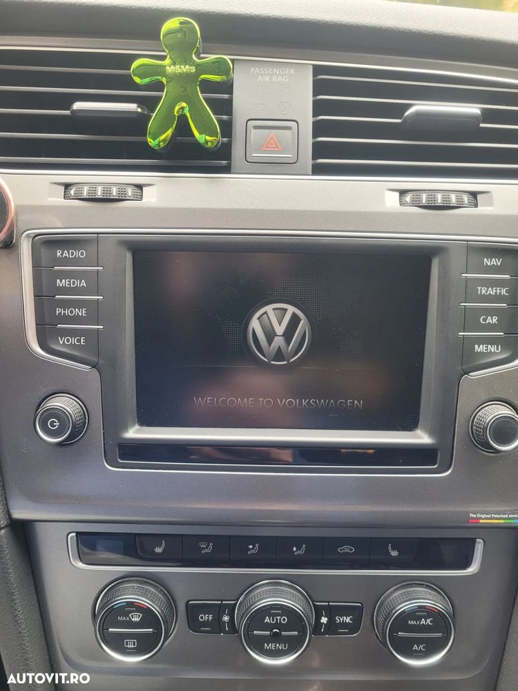 Volkswagen Golf Variant 1.6 TDI BlueMotion Technology Lounge - 16