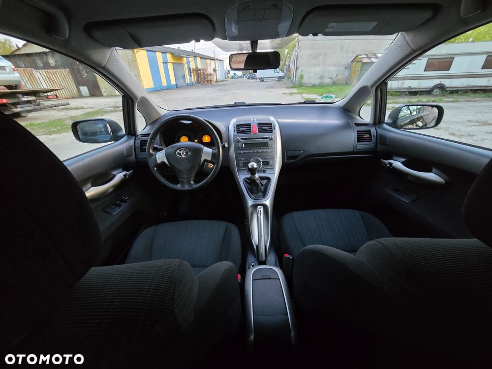 Toyota Auris 1.4 VVT-i Sol - 18