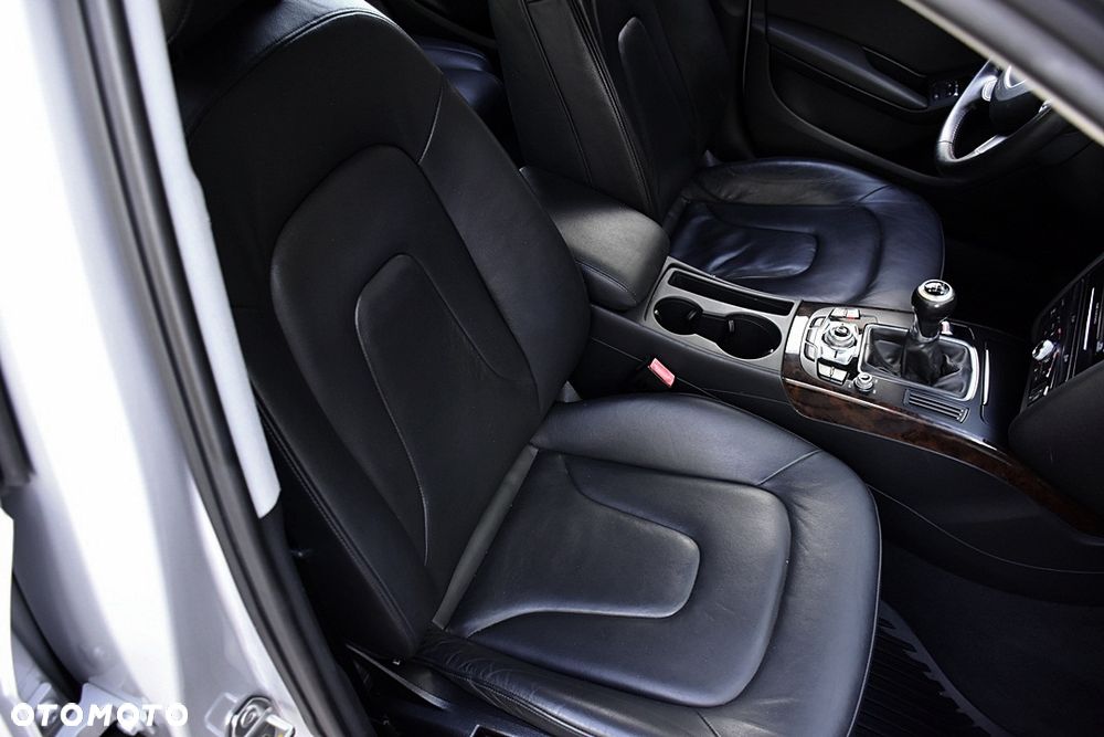 Audi A4 Limousine 1.8 TFSI Attraction - 33