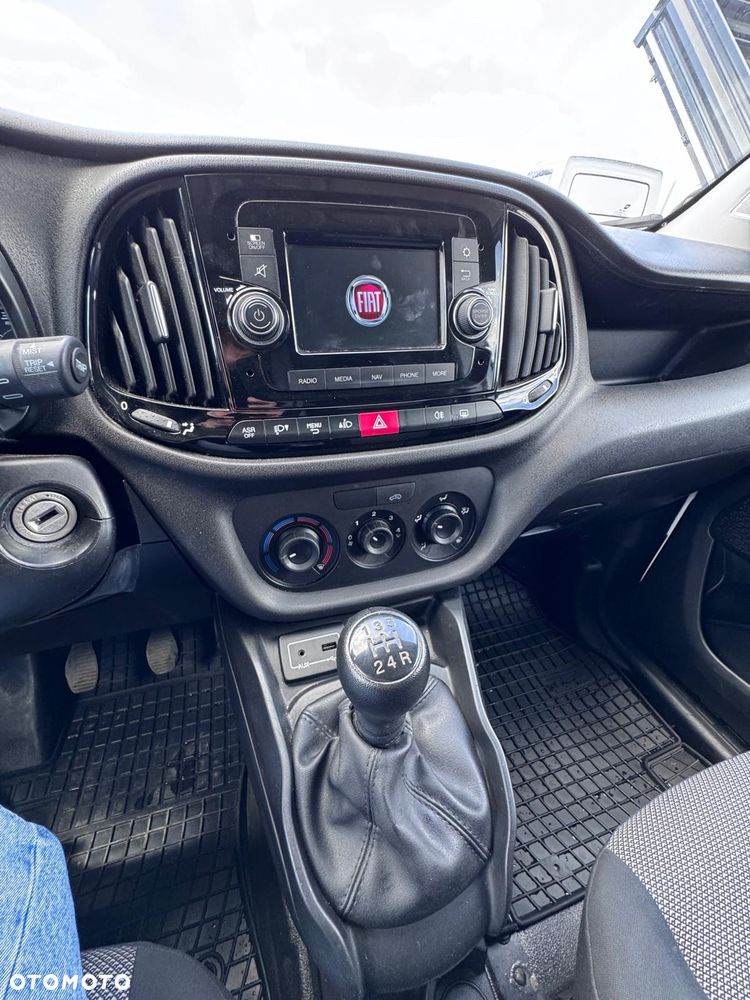 Fiat Doblo / Chłodnia / Zarejestrowany (318) - 15