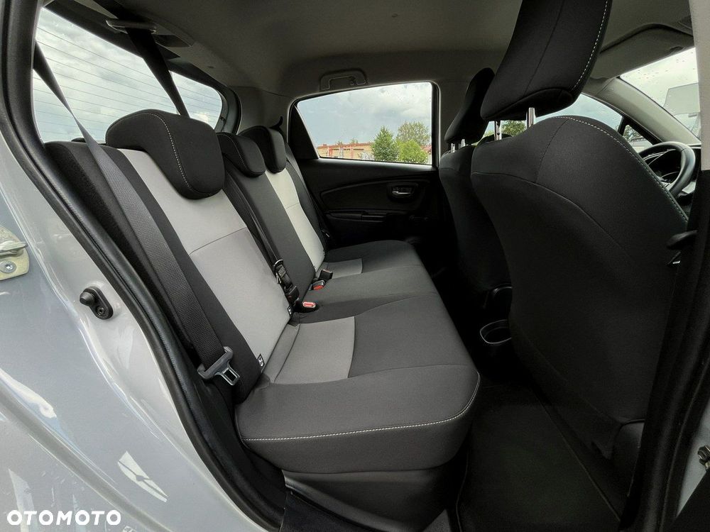 Toyota Yaris - 13
