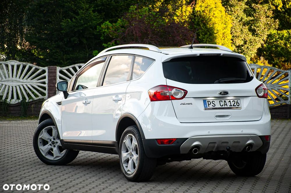 Ford Kuga 2.0 TDCi 4x4 Titanium - 12