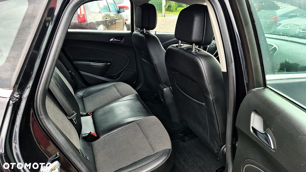 Opel Astra 1.4 T Cosmo - 33