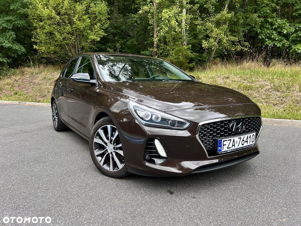Hyundai i30 1.4 T-GDI Premiere Luxury - 2