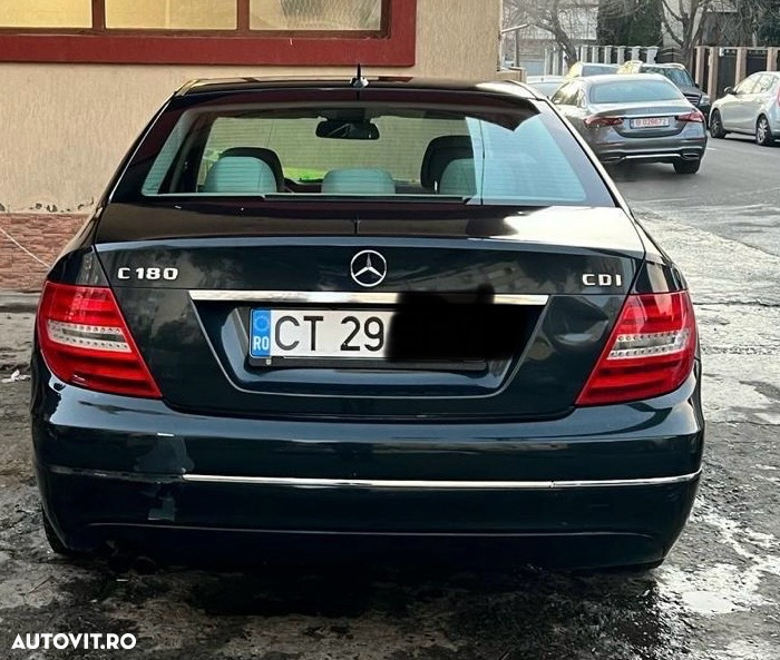 Mercedes-Benz C - 6