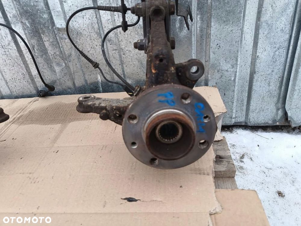 dacia sandero stepway iii 21r- 1.0 tce amortyzator zwrotnica prawy przód - 4