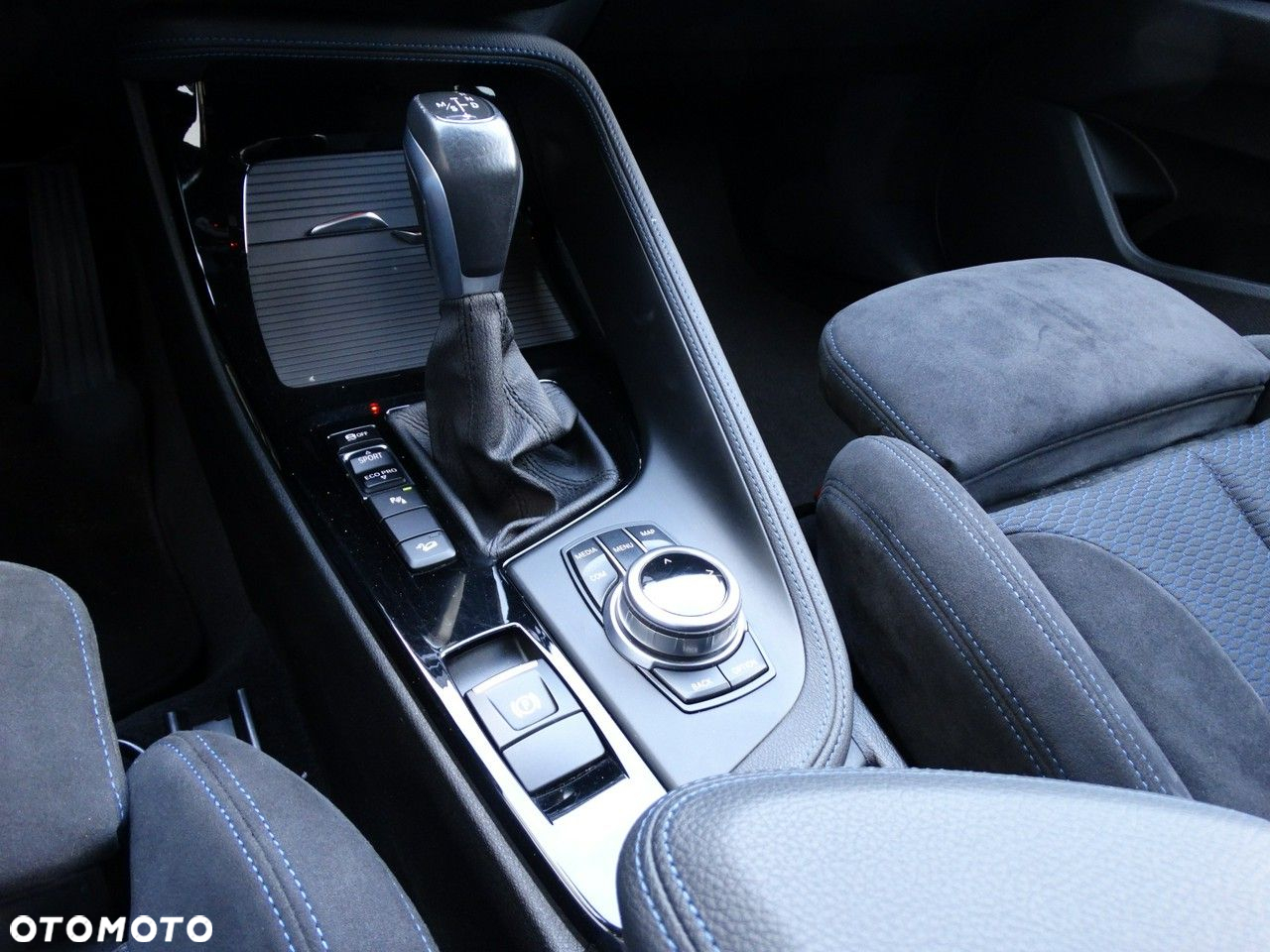 BMW X1 xDrive20i M Sport sport - 22