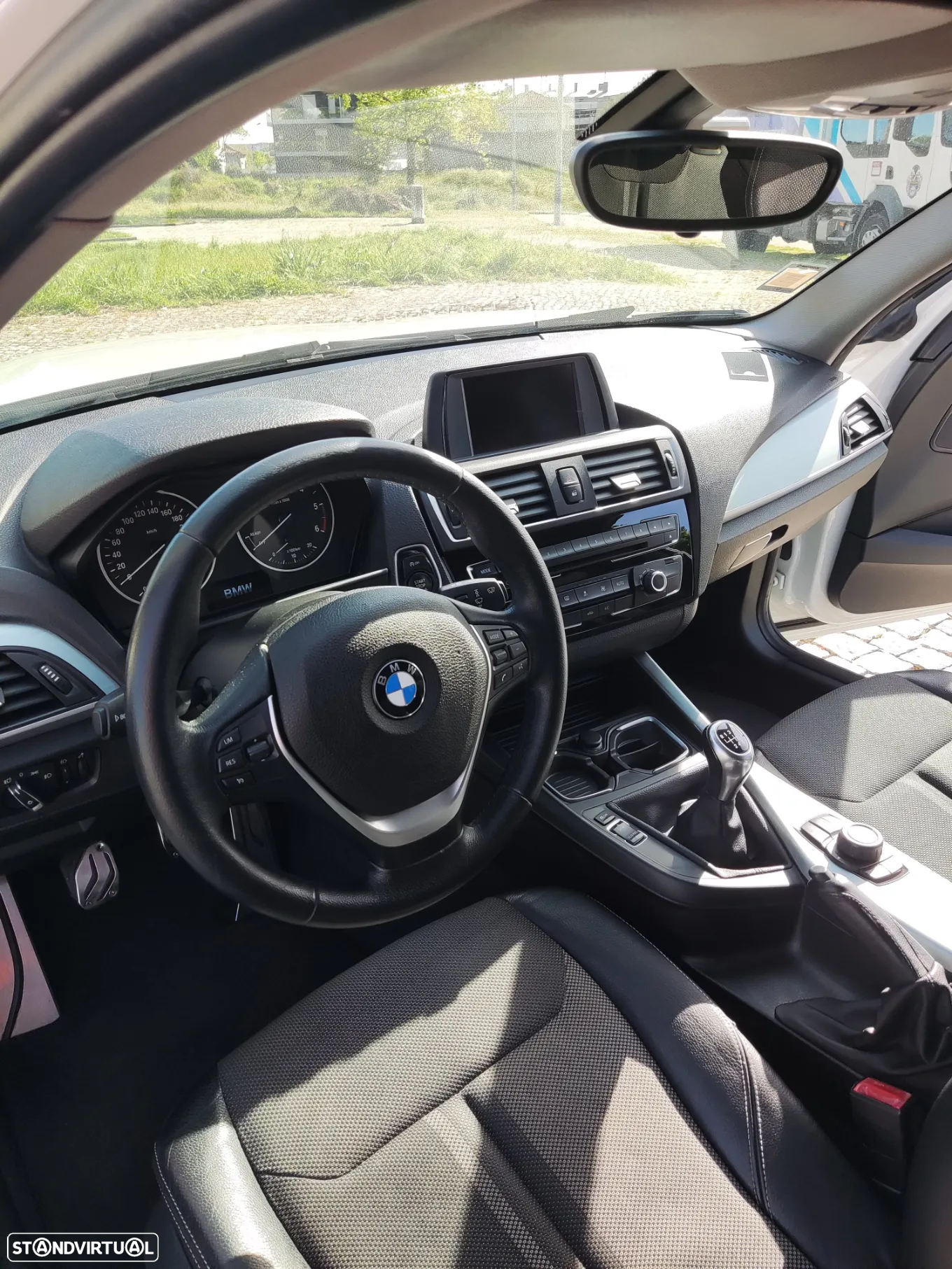 BMW 116 d EDynamics Line Urban - 9