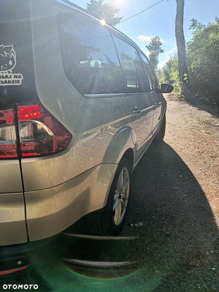 Ford Galaxy 2.0 TDCi Ghia - 8