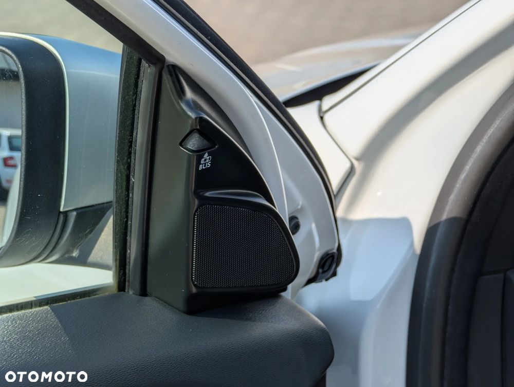 Volvo XC 60 D4 Geartronic RDesign - 19