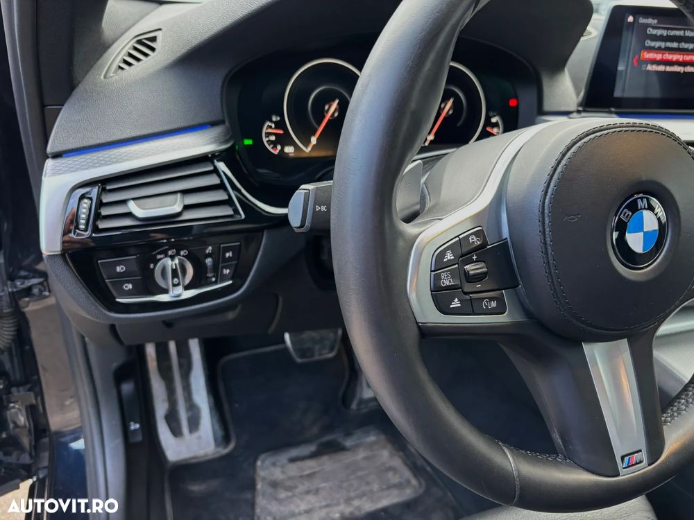 BMW Seria 5 530e AT PHEV - 32