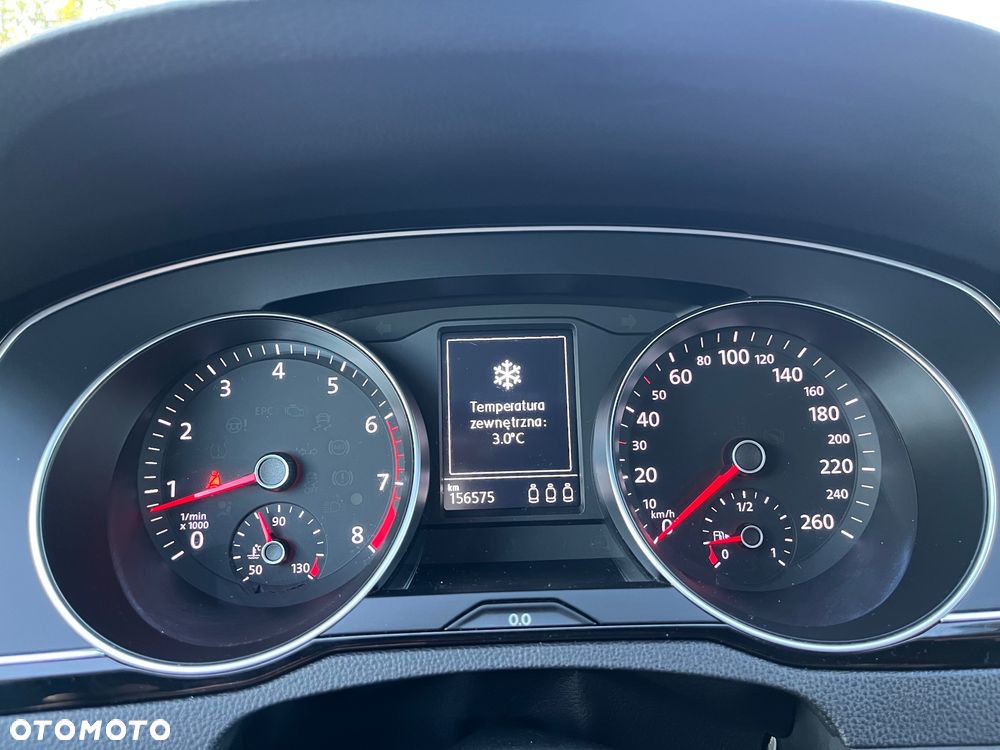 Volkswagen Passat Variant 1.5 TSI OPF DSG Business - 22