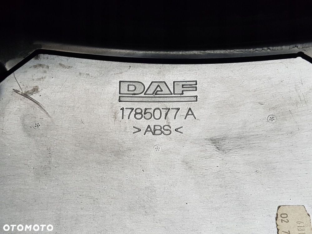 OBUDOWA OSŁONA KIBEL HALOGENU DACHOWEGO SKYLIGHT DAF XF 105 , 106 ,1785077 - 2