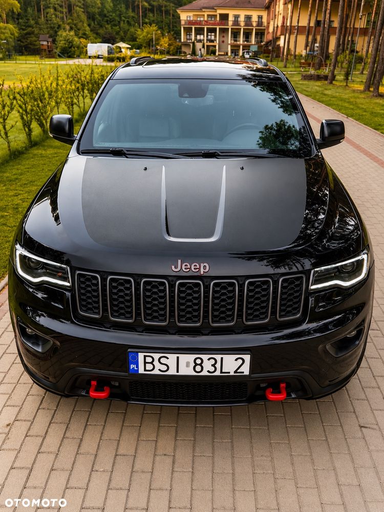 Jeep Grand Cherokee - 1