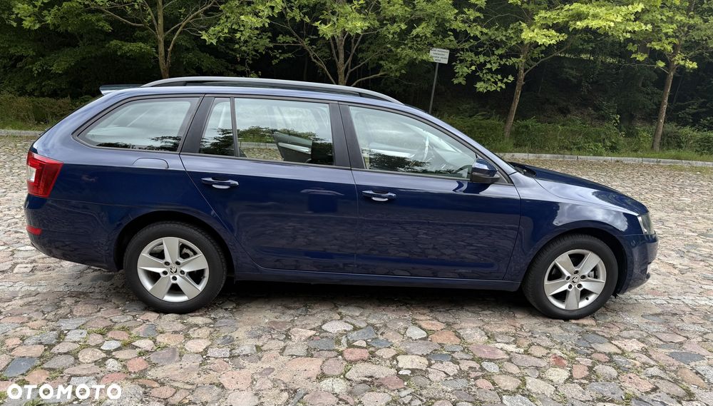 Skoda Octavia 1.6 TDI Ambition - 2