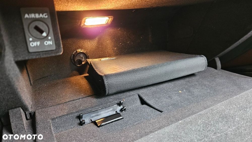 Audi A6 Avant 2.0 TDI ultra S tronic - 35