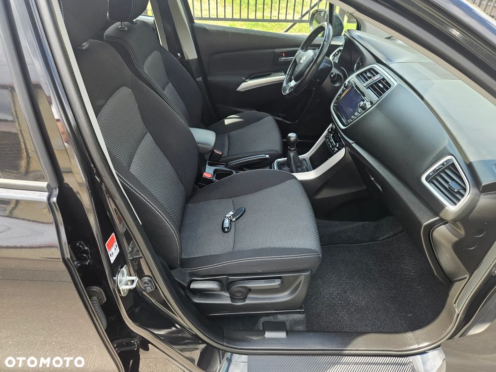 Suzuki SX4 S-Cross 1.6 VVT 4x2 limited+ - 28