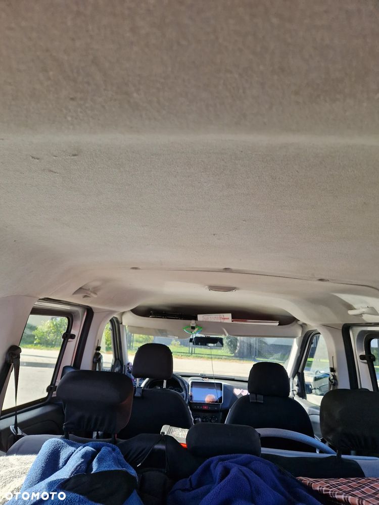 Opel Combo - 11
