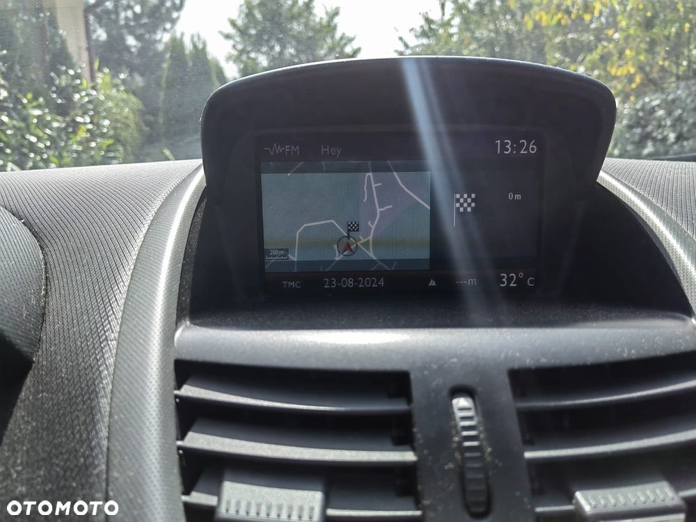 Peugeot 207 - 6