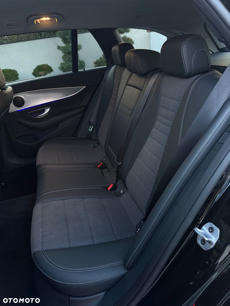 Mercedes-Benz Klasa E 300 de 9G-TRONIC Avantgarde - 26