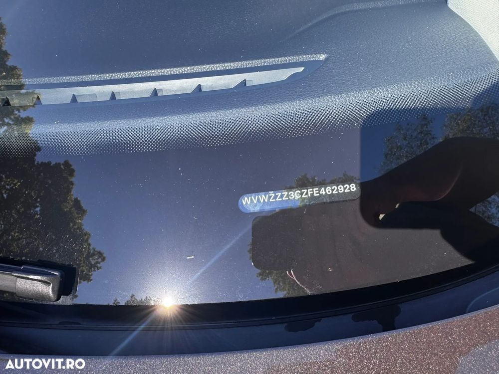 Volkswagen Passat - 12