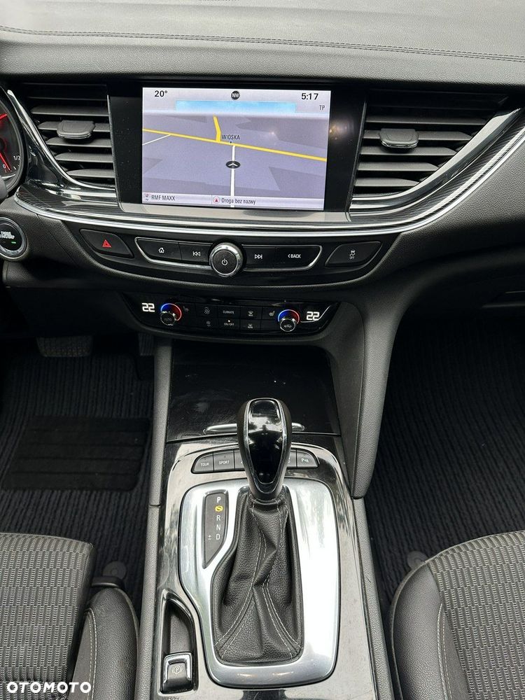 Opel Insignia - 35