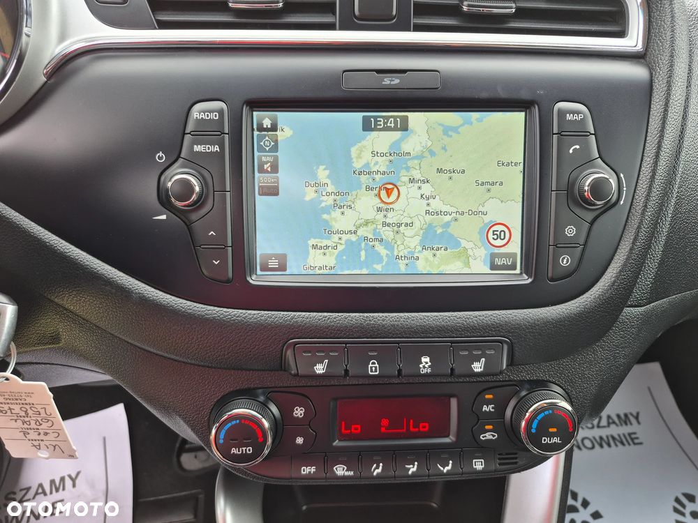 Kia Ceed - 13