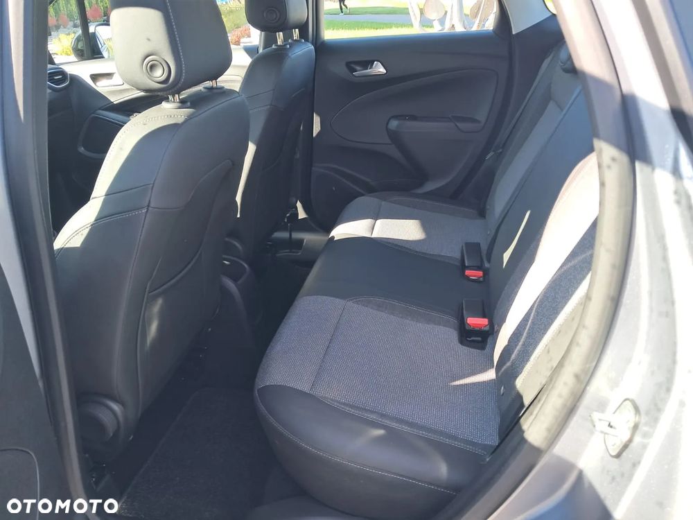 Opel Crossland X - 13