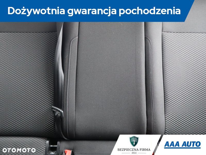 Volkswagen Golf - 12