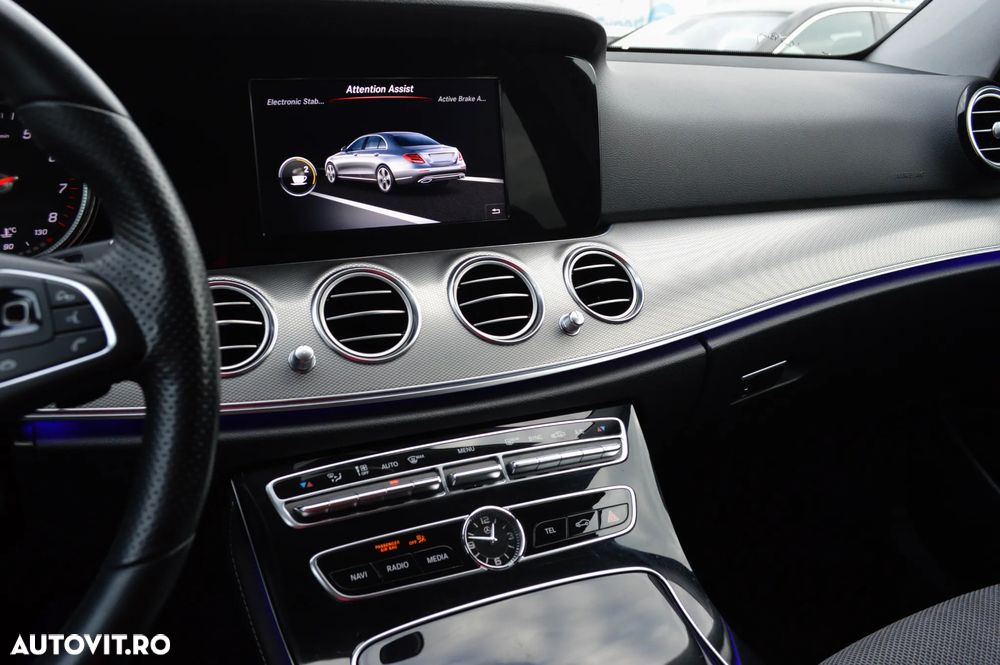 Mercedes-Benz E 200 4Matic 9G-TRONIC Avantgarde - 34