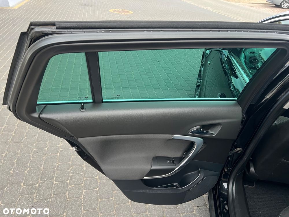 Opel Insignia - 16