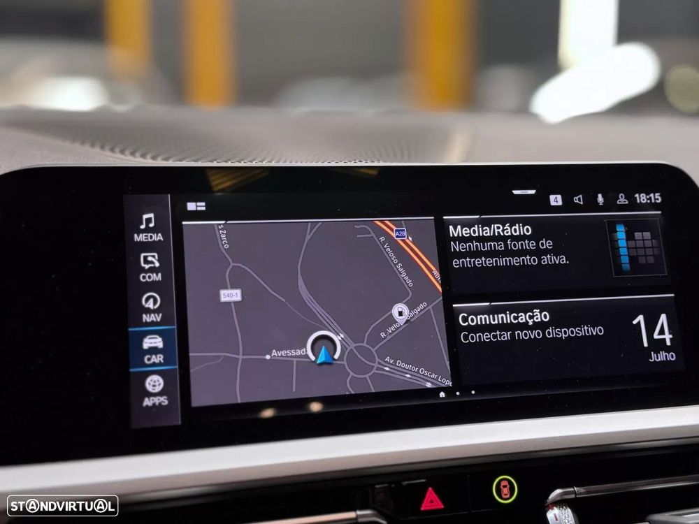 BMW 320 e Line Sport Auto — fotografia 13