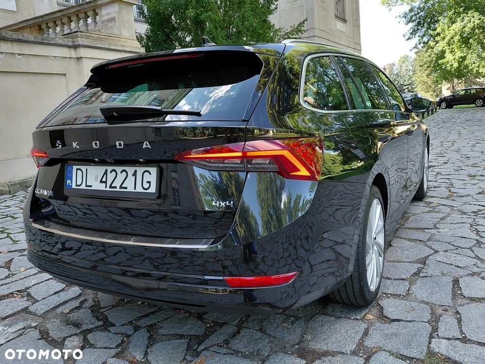 Skoda Octavia 2.0 TSI 4x4 Style DSG - 18