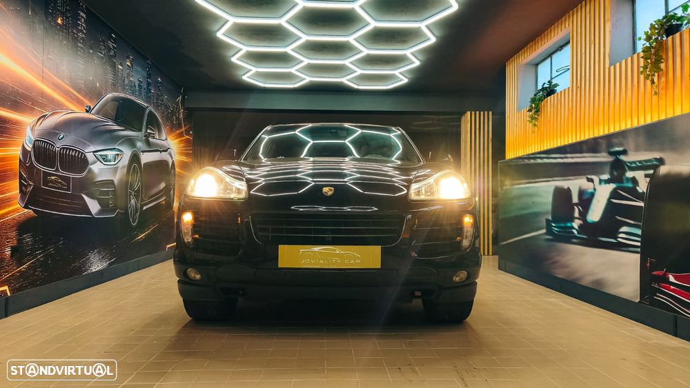 Porsche Cayenne Tiptronic S - 2