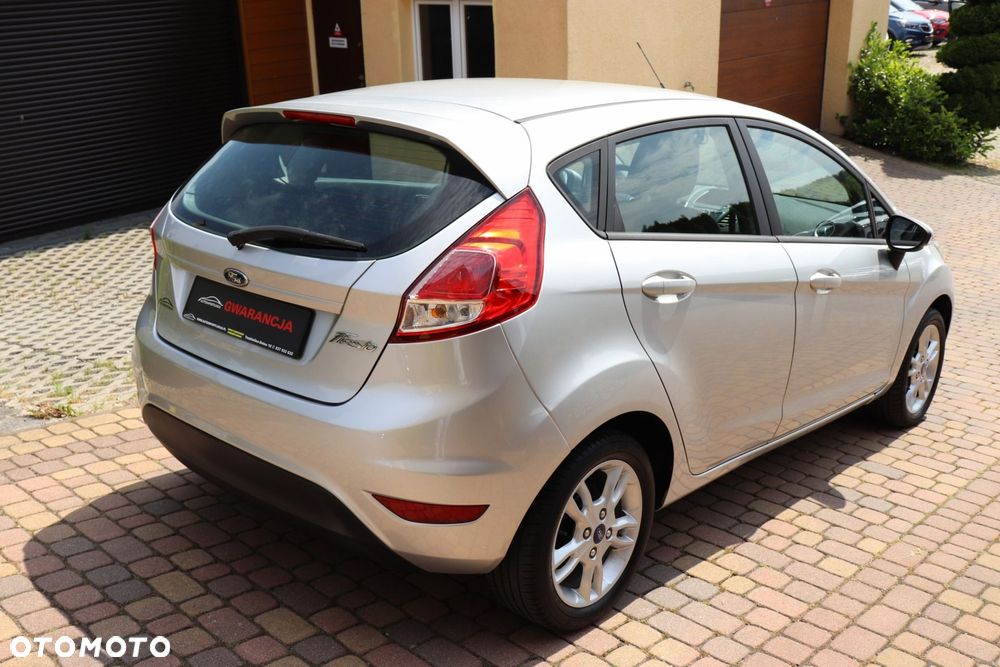 Ford Fiesta - 28