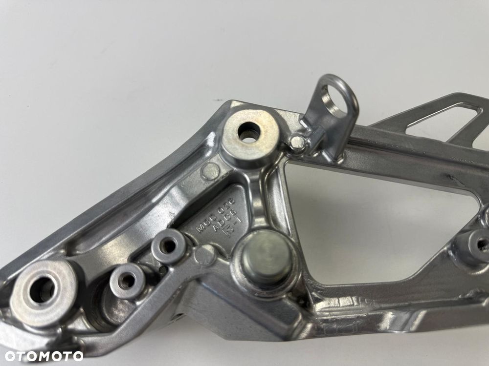 Prawy set Honda CB 1100 SC65 2010+ - 16