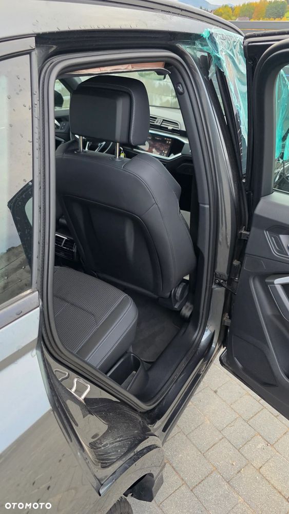Audi Q3 40 TFSI Quattro S tronic S line - 28