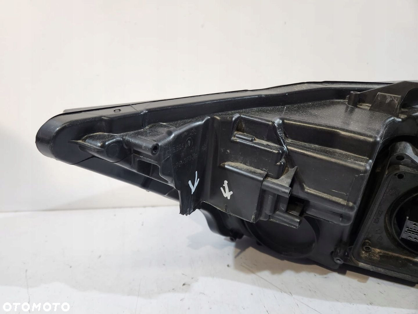 AUDI A6 C8 Lampa przednia Full Led Prawa - 17179 - 6