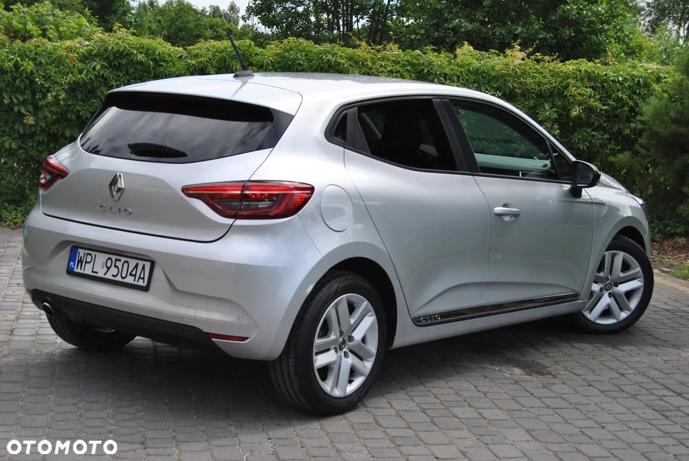 Renault Clio TCe 90 EVOLUTION - 12